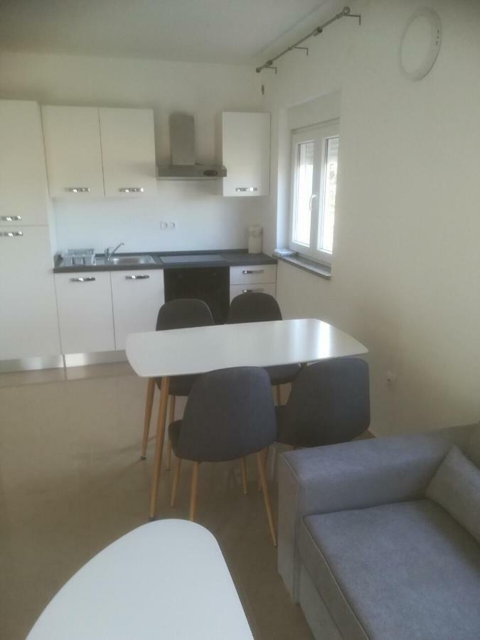 Apartman Ki Apartment Pula Exterior photo
